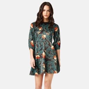 Traffic People Dress